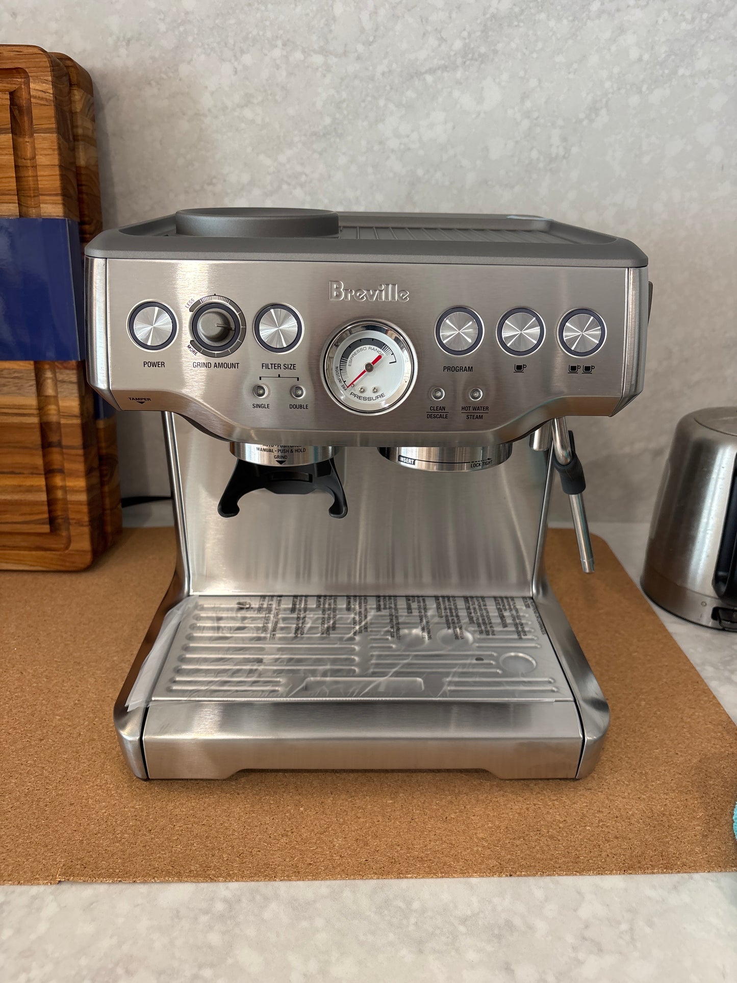 BREVILLE Barista Express