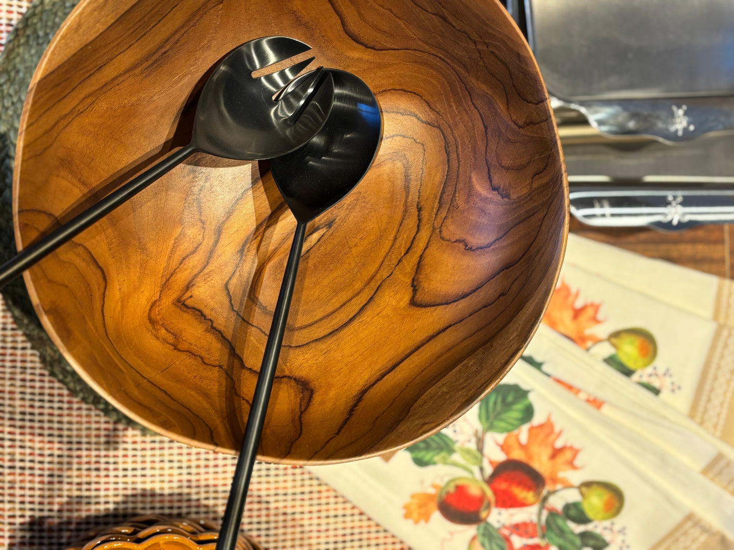Venus Black Serving Set