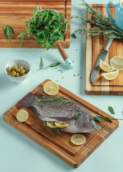 TeakHaus Traditional Carving Board