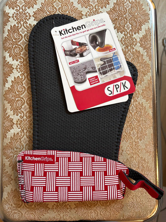 Kitchen Grips Mitt - Small - Cherry Weave