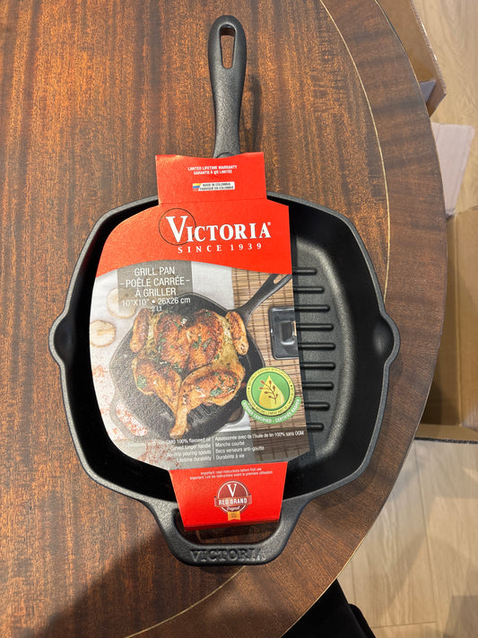 VICTORIA Cast Iron - 10” x 10” Grill Pan