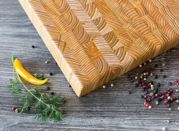 LARCHWOOD Medium Cutting Board
