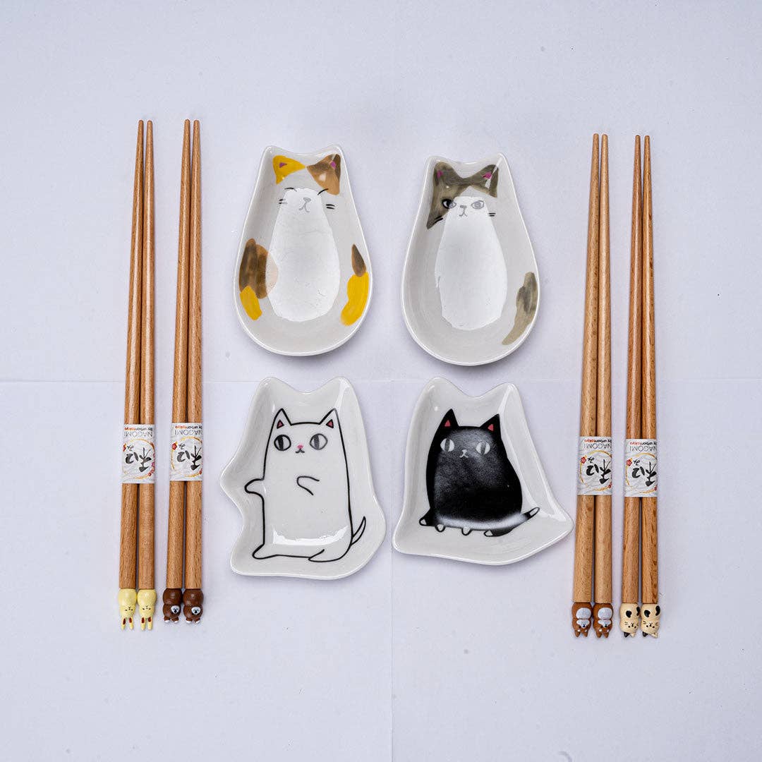 Cute Cats Wooden Chopsticks and Sauce Dish - SET of 4