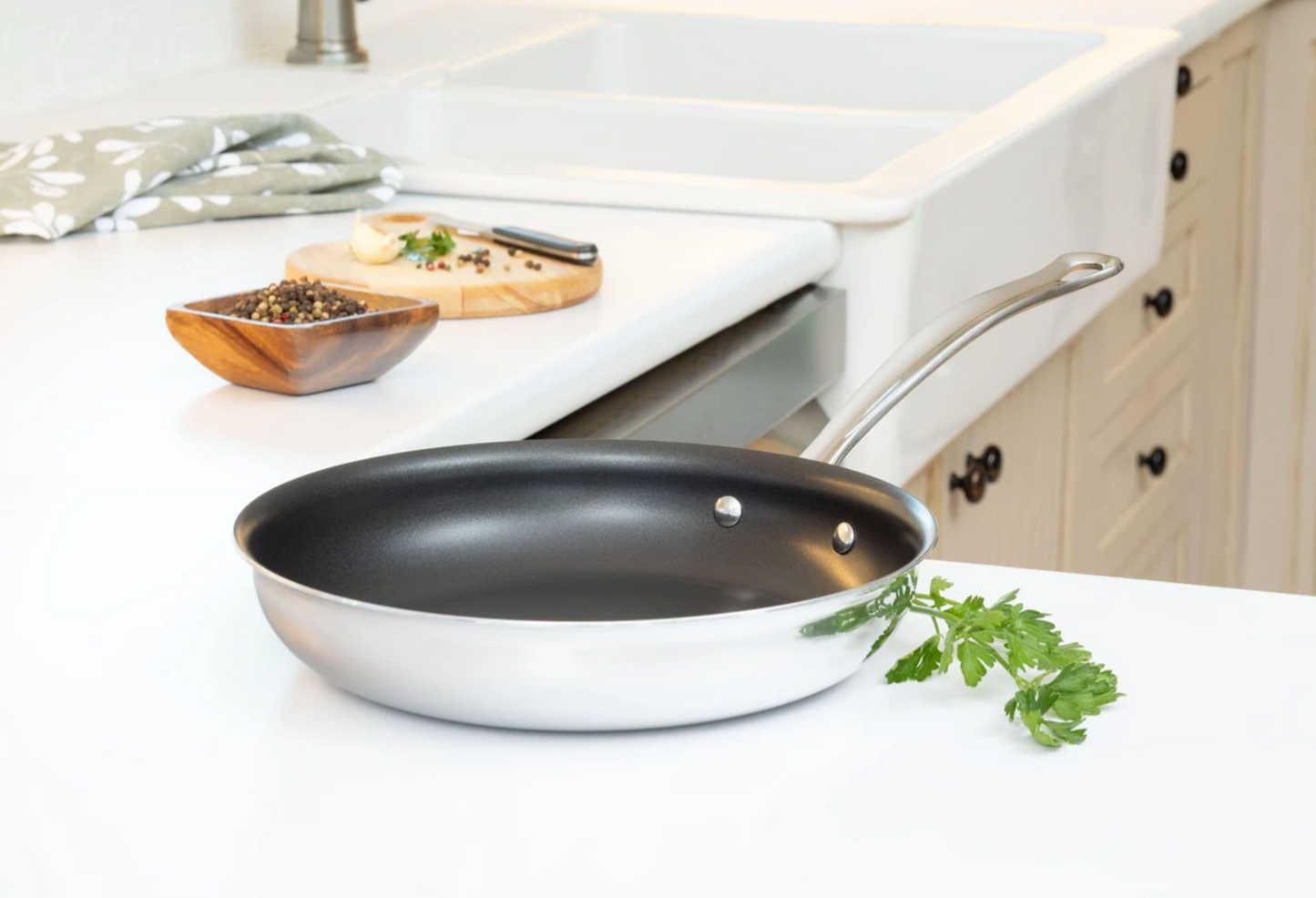 MEYER - Dynasty 28cm Frying Pan - NON STICK