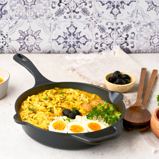 VICTORIA Cast Iron - 10” Skillet